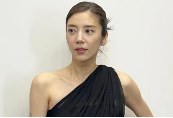 묵은 소문 지우기 나섰나…손담비·공효진·정려원, '손절설' 4년 만→전면 차단