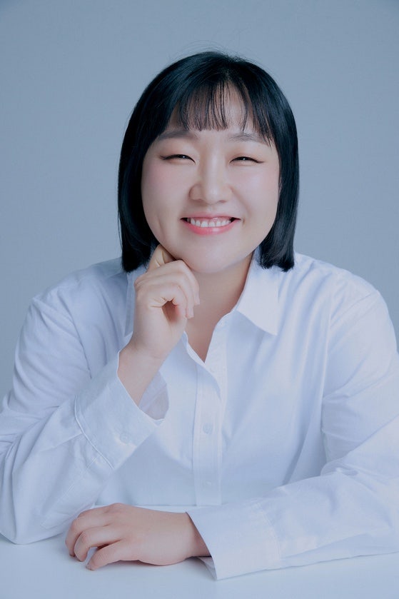 What Was Lee Su-ji's Political Controversy About? Returned in 42 Days, But Views Plummeted from 2 Million to 100,000