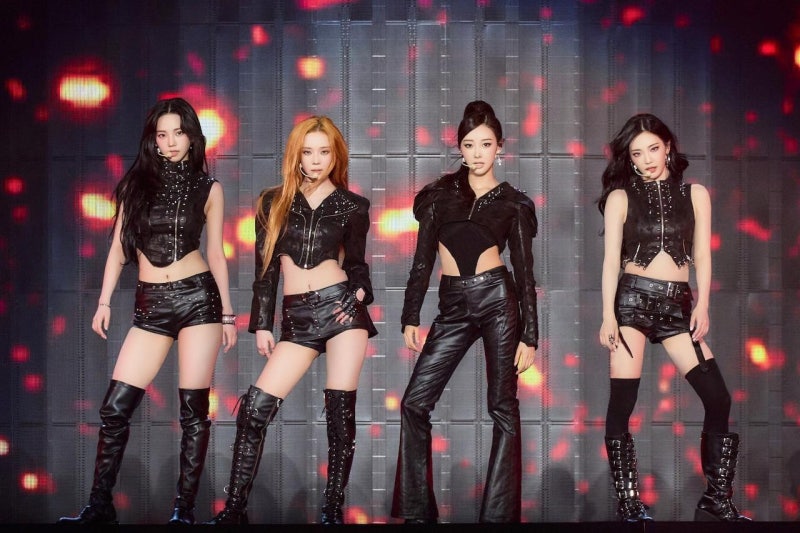 에스파 콘서트 빈자리 ‘굴욕’ 논란? 브라질 2만 관객에도 텅 빈 좌석이 더 화제가 된 이유