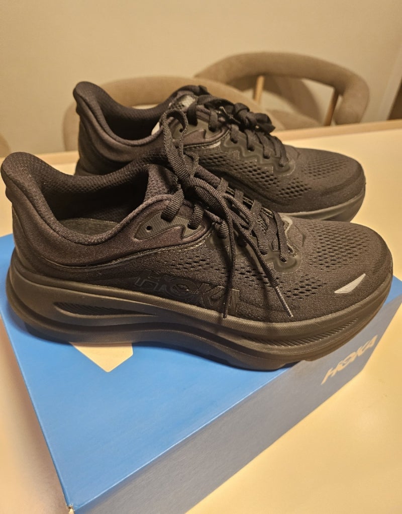 호카 본디9 HOKA BONDI9 오사카 스텝스포츠 구매 후기