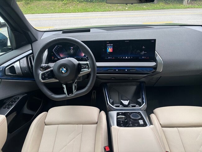 5294대 팔린 BMW X3, 벤츠에 22대 밀렸다는데 전기차 얘기 나오자 결국 달라졌다