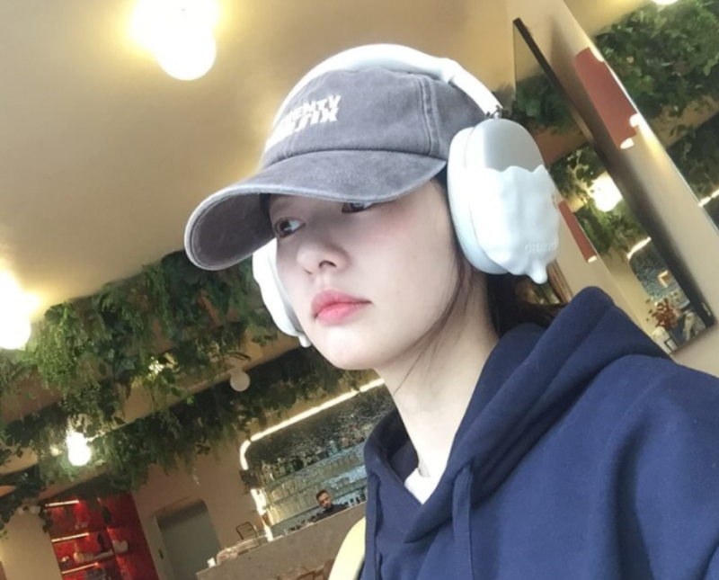 정소민 실물이 더 예쁘다는 말, 최근 공항사진 보니
