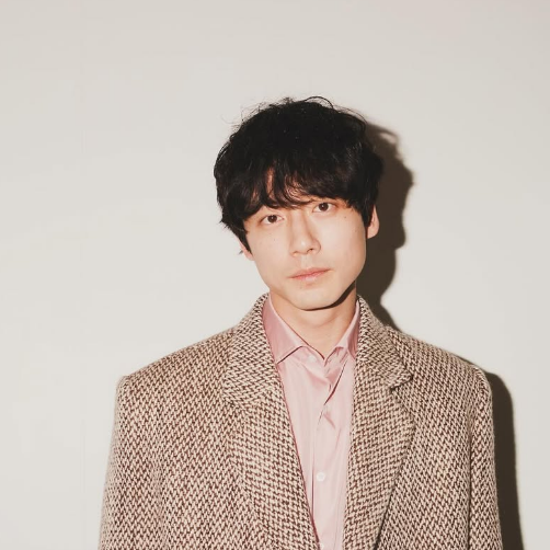 「劈腿疑雲一年」坂口健太郎宣布結婚，妻子究竟是誰？