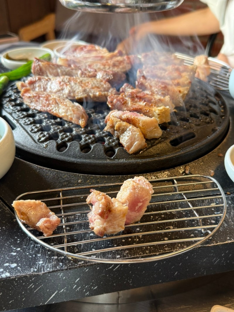 광안리 고기집 삼겹살 돈베기｜애견동반 가능한 가족외식 숙성 돼지고기 맛집