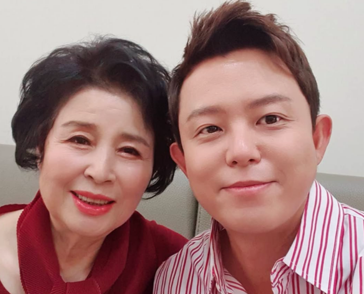 “얼마 전까지 방송 나왔는데…” 토니안 엄마 별세 검색어 확산, 이옥진 여사에 무슨 일이