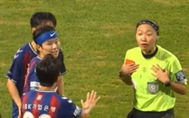 지소연 걸스데이 논란, 선수 전체에게 한거라고?