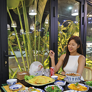 나트랑 깜란 맛집 해산물 엠어이 배달 가능