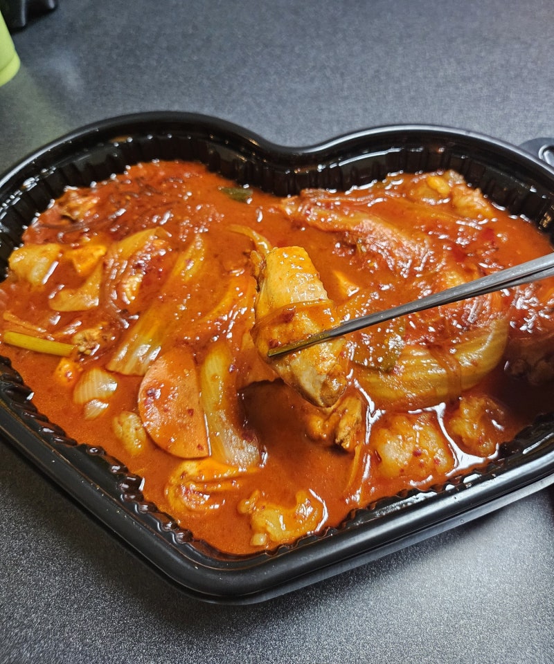 [배달의 민족 배달]두찜 실비한우곱찜닭 후기｜맵찔이도 먹은 보통맛 솔직후기추천사리
