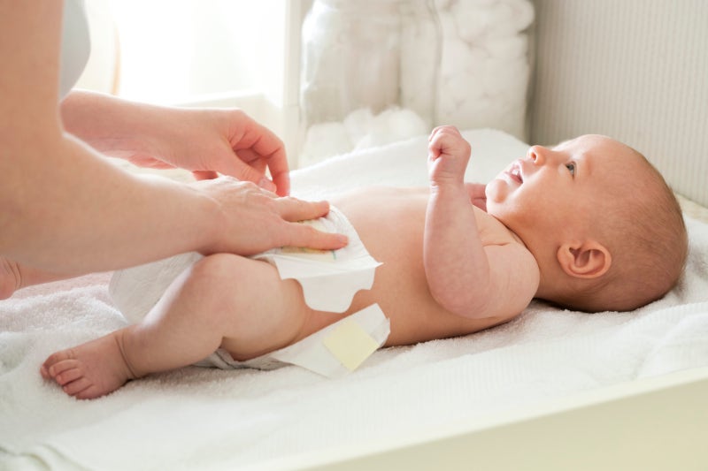 아이 기저귀에 피가? 소아/영아 혈변의 연령별 원인과 올바른 대처법