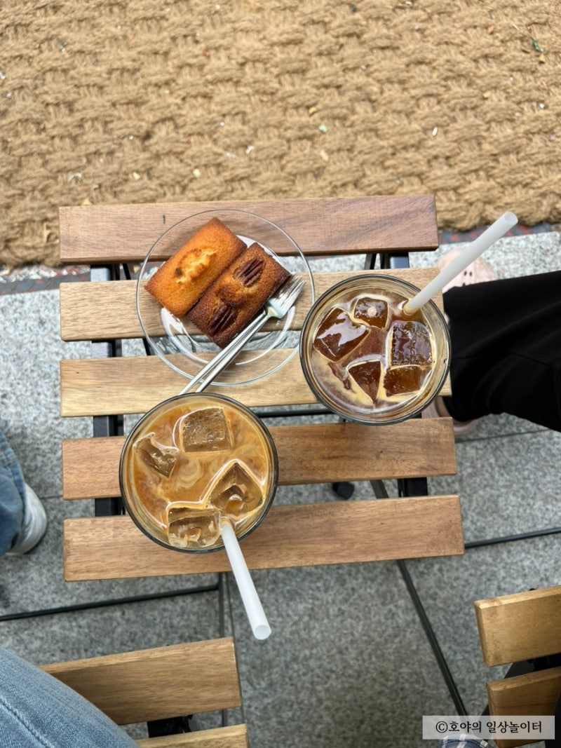 광주 동명동 휘낭시에가 맛있는 카페 캡 CAP