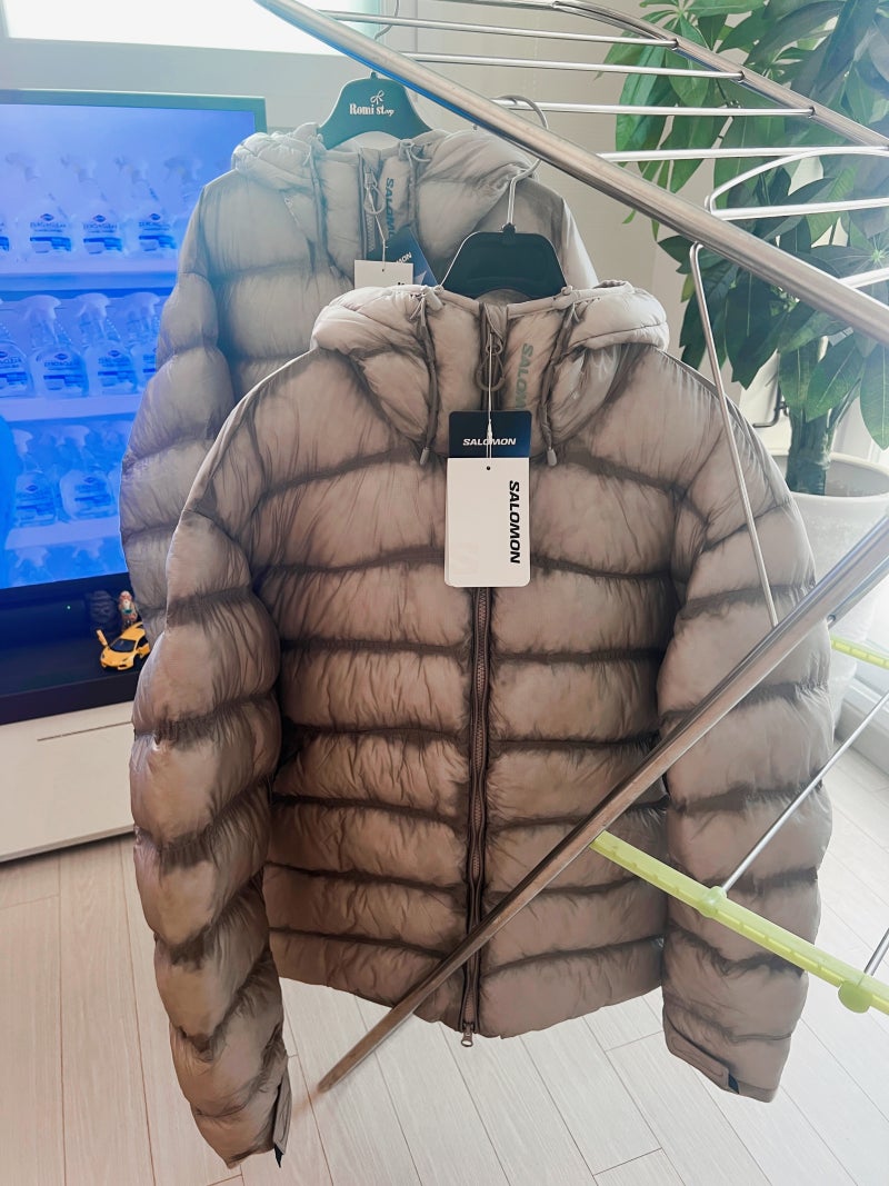 [살로몬] 26FW UNI 크로스 인슐레이션 자켓 (라이트 그레이, 퍼시윌로우 그레이) review, 구매후기