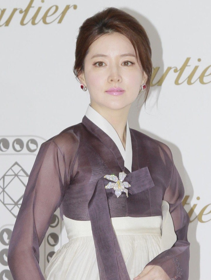 43세 이영애, 한복 입으니 분위기 미쳤다…