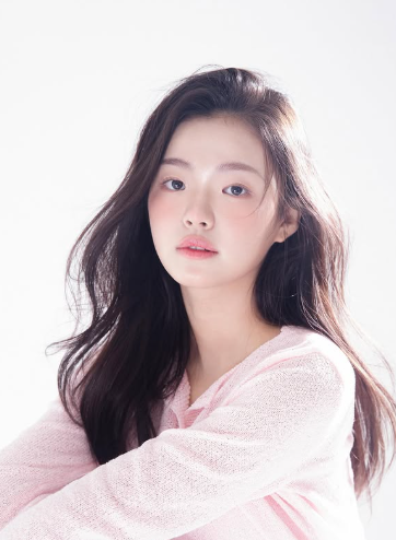 김시아 프로필, 나이·키는? 넉살도 놀란 얼굴 크기