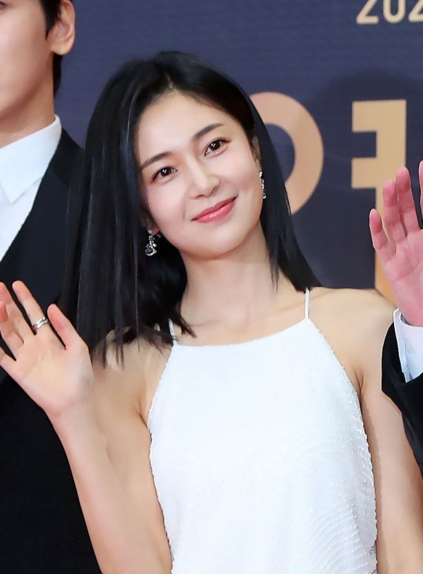 배우 백진희 결혼 발표! 내년 1월 캐나다 거주 비연예인과 결실 (윤현민 환승 논란·주식·하....