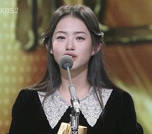 "친구 백댄서로 오디션 따라갔다 대박.." 무려 8000대 1 경쟁률 뚫고 톱배우 된 여배우