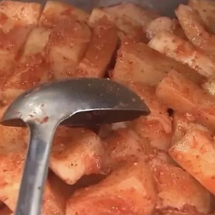 "설렁탕집 김치통에 먹던 국밥 부어버렸다?!" 재활용 할까봐 일부러 음식물 쓰레기 만들었다....