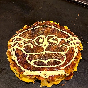 오사카 오코노미야키 맛집 오카루 귀여운 도라에몽 퍼포먼스 솔직후기