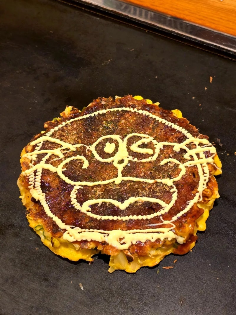 오사카 오코노미야키 맛집 오카루 귀여운 도라에몽 퍼포먼스 솔직후기