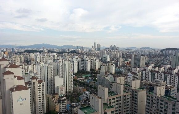 다른 대출은 조이는데 이것만 뚫렸다…2026 신생아 특례대출 조건·한도 총정리