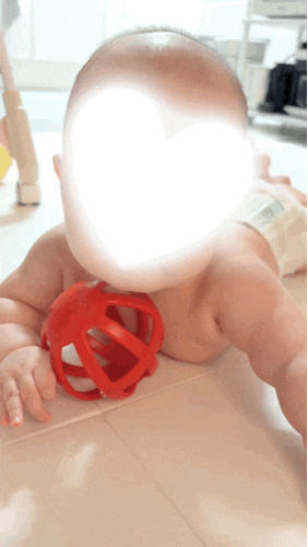 아기가 입에 넣어도 안심! 티지엠 국산 하트 치발기볼 오볼 티지엠 하트 플래티넘 실리콘 치....