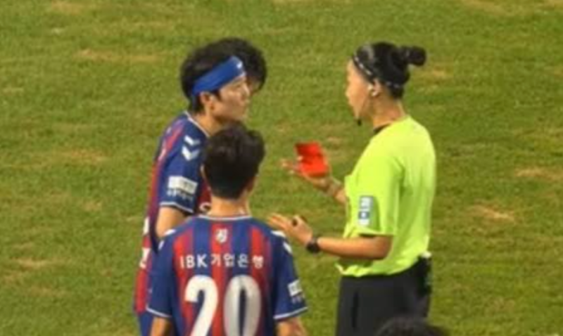 지소연 ‘걸스데이’ 발언 논란, 심판 측 “선수 전체 향한 말”…선수협 반발