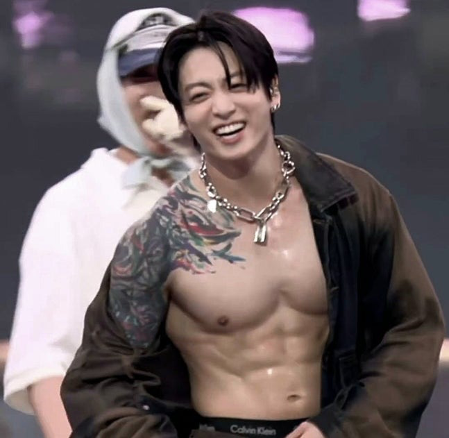 정국 복근 충격, 제이홉 반응 “무슨 일이야” ARIRANG LA 무대 화제