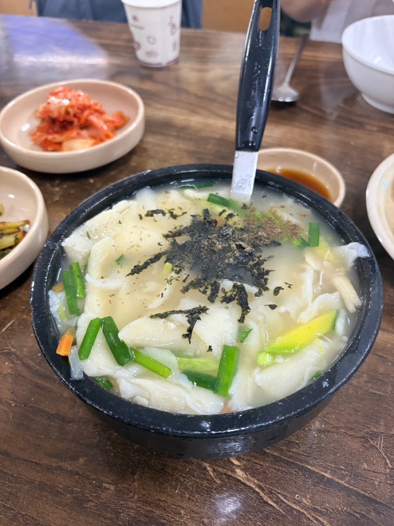 서울 종로 북촌 삼청동 맛집 삼청동수제비 메뉴 주말웨이팅 모녀서울여행 코스