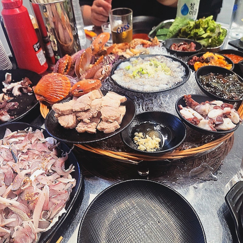 울산삼산술집 삼산연화리에서 맛본 해산물모듬과 고소한 전어회