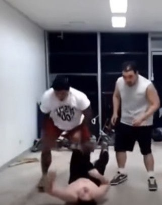 정찬성 측, 김중우 퇴출 사과…중단 신호에도 이어졌다는 기술, 방송에서 벌어진 일