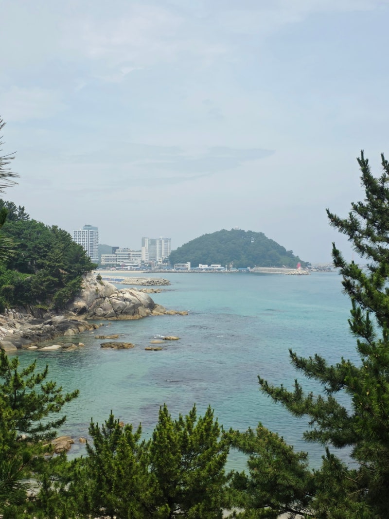 [강릉] 양양 동해바다가 보이는 사철 휴휴암