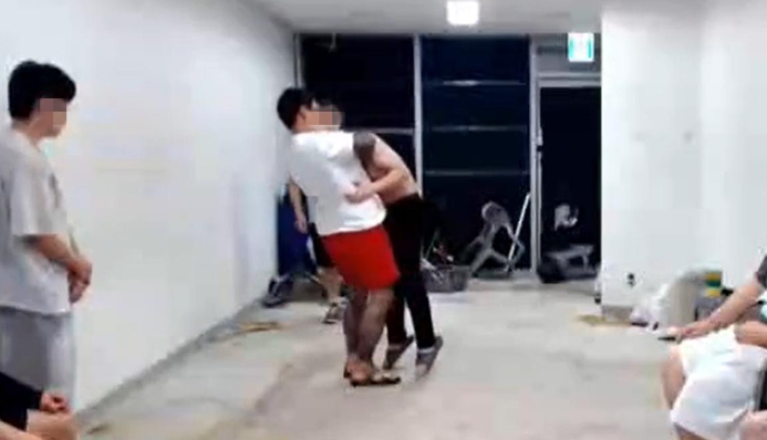 "정찬성 결국 손절! 일반인 기절시킨 김중우, 데뷔 보름 만에 퇴출"
