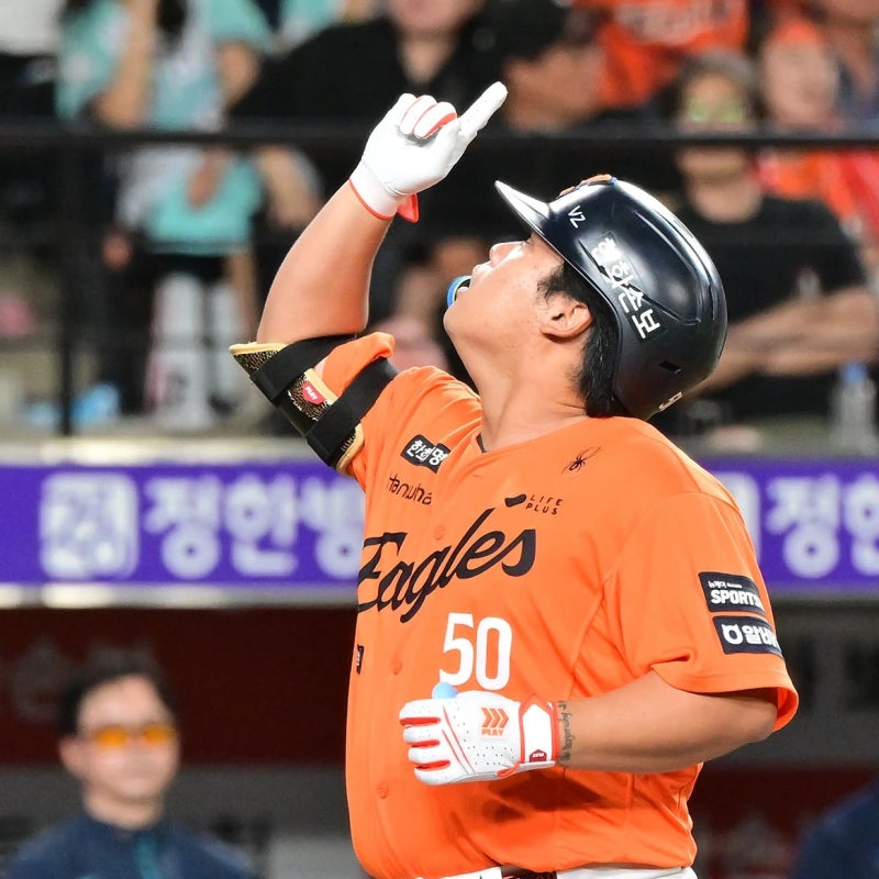 “우승에 가까운 팀으로 이적했더니...” 오히려 KT위즈가 선두 경쟁, 강백호 의문의 패배