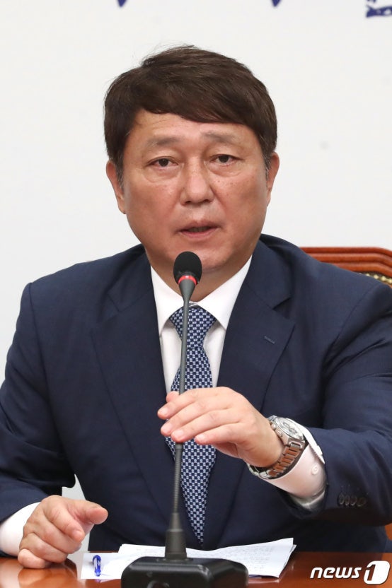 최재성 전 정무수석 의원 프로필 고향 학교 이력 김승원 브로커 양모씨 문자 통화 녹취 공개