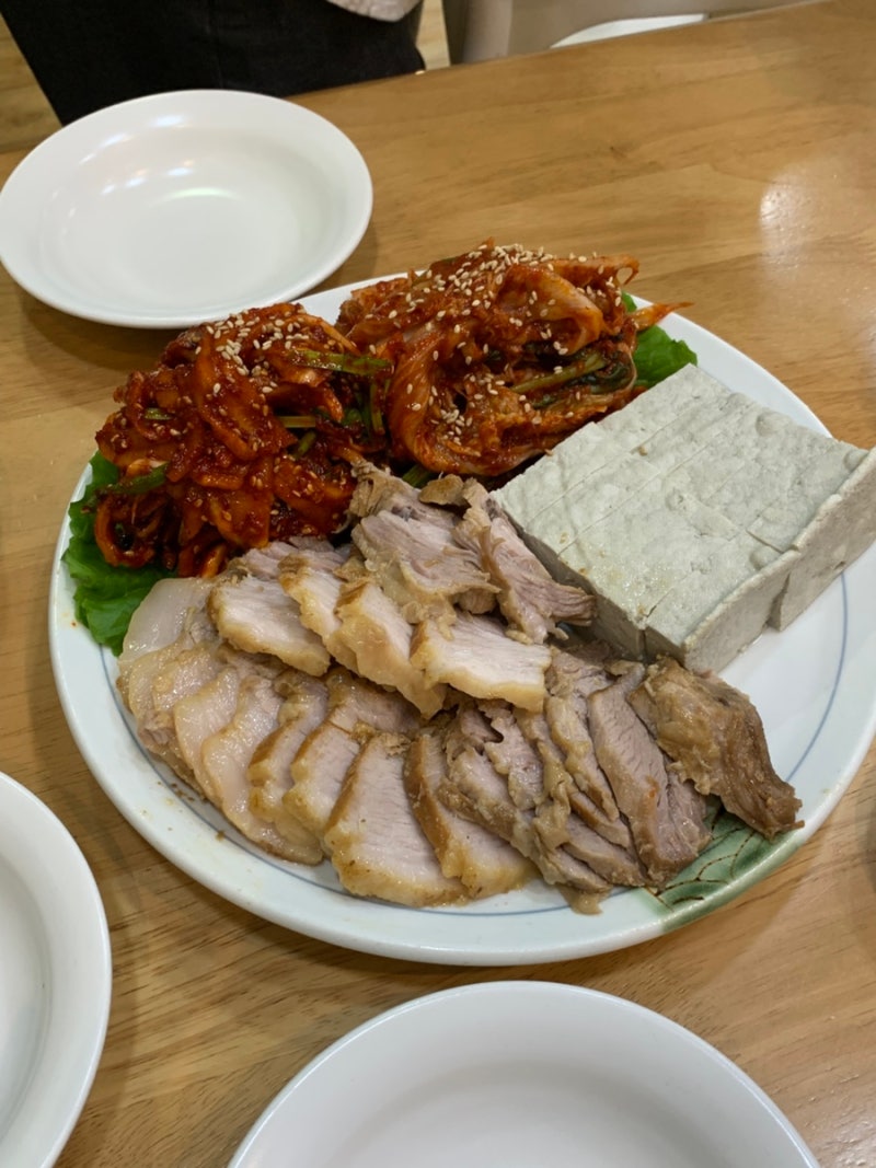 여수 풀뿌리흑두부｜고소한 흑두부가 맛있었던 여수 맛집 ㅣ풍자 또간집