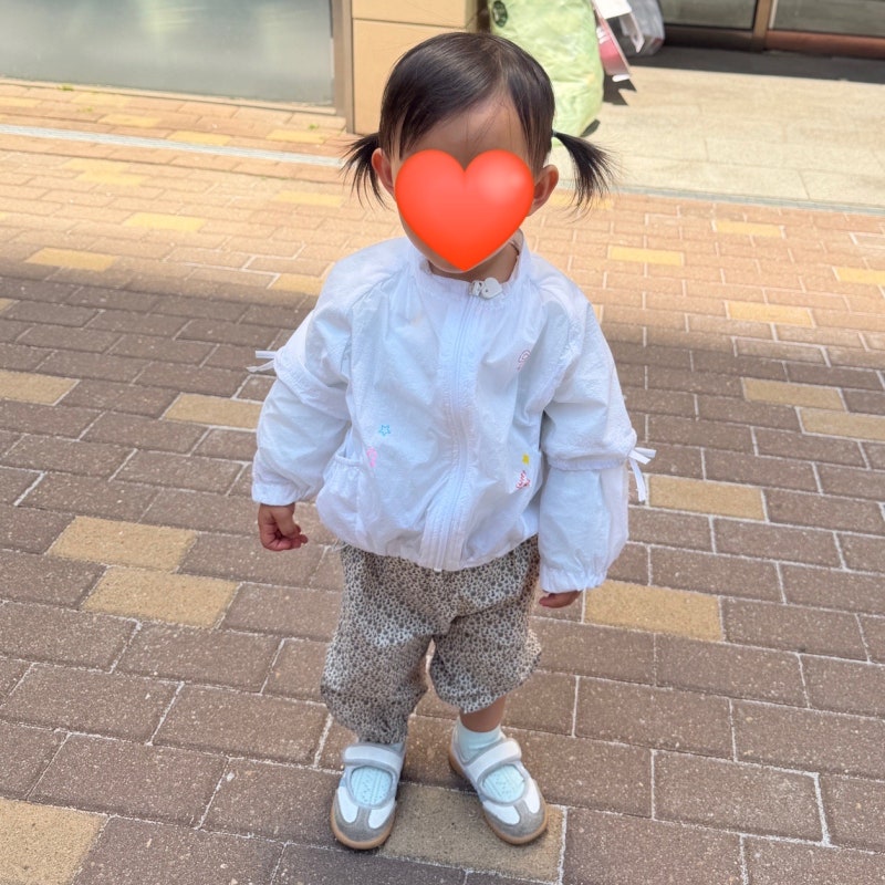 뽕빼게 신긴 아디다스 키즈 삼바 제인 OG 140 어린이집 신발 추천