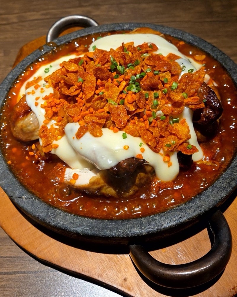 [강남 핫플] 정준하 치킨집 '서울촌닭' 용암통닭 치즈추가 후기! (ft. 피카츄돈까스 무료 꿀팁)