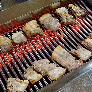 속초 현지인 맛집 성원식당 매년 찾아가는 보물같은 삼겹살 찐맛집 이틀연속 방문한 후기