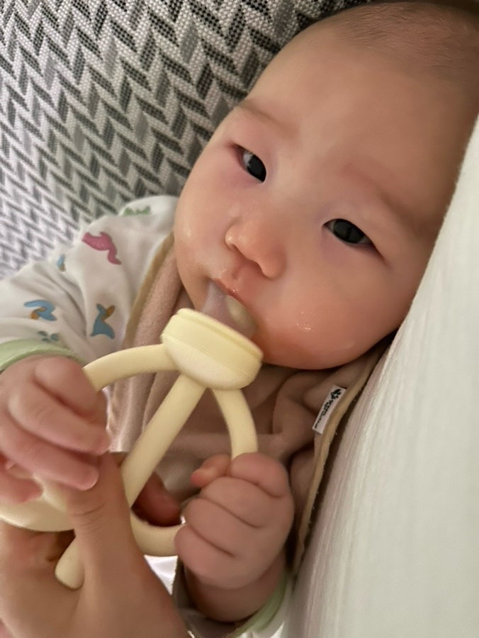 아기 과일 언제부터 먹을까? 월령별 과일 순서와 먹이는 방법