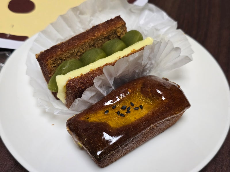 수원 휘낭시에가 맛있는 디저트카페 버터앤츄