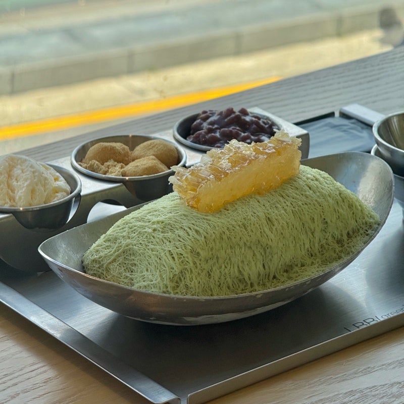 한남동카페 추천 | 리움미술관 뷰 맛집 엘비비그린하우스 말차빙수 후기 | 한남동빙수 맛집
