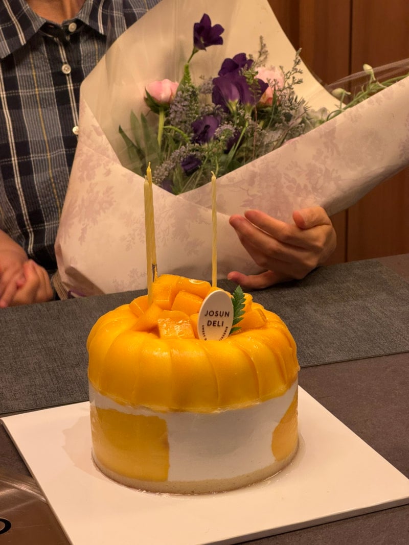 판교역 케이크 맛집 그래비티조선 판교조선델리 망고생크림케이크 후기