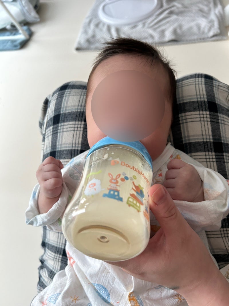 아기 녹변 설사 아기 녹색변 이유 유당불내증 증상 해결방법