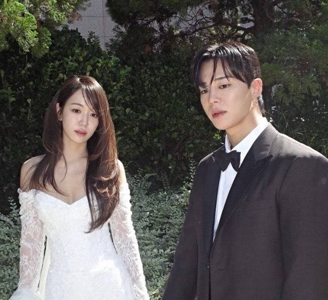 “진짜 결혼하네” 30기 영수♥옥순, 드디어 공개된 웨딩 사진에 반응 폭발