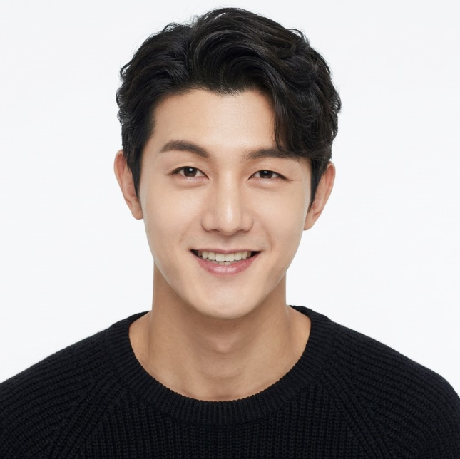 9살 연하 아내 처음 공개한 이기우, 알고 보니 하던 가게까지 접었다??