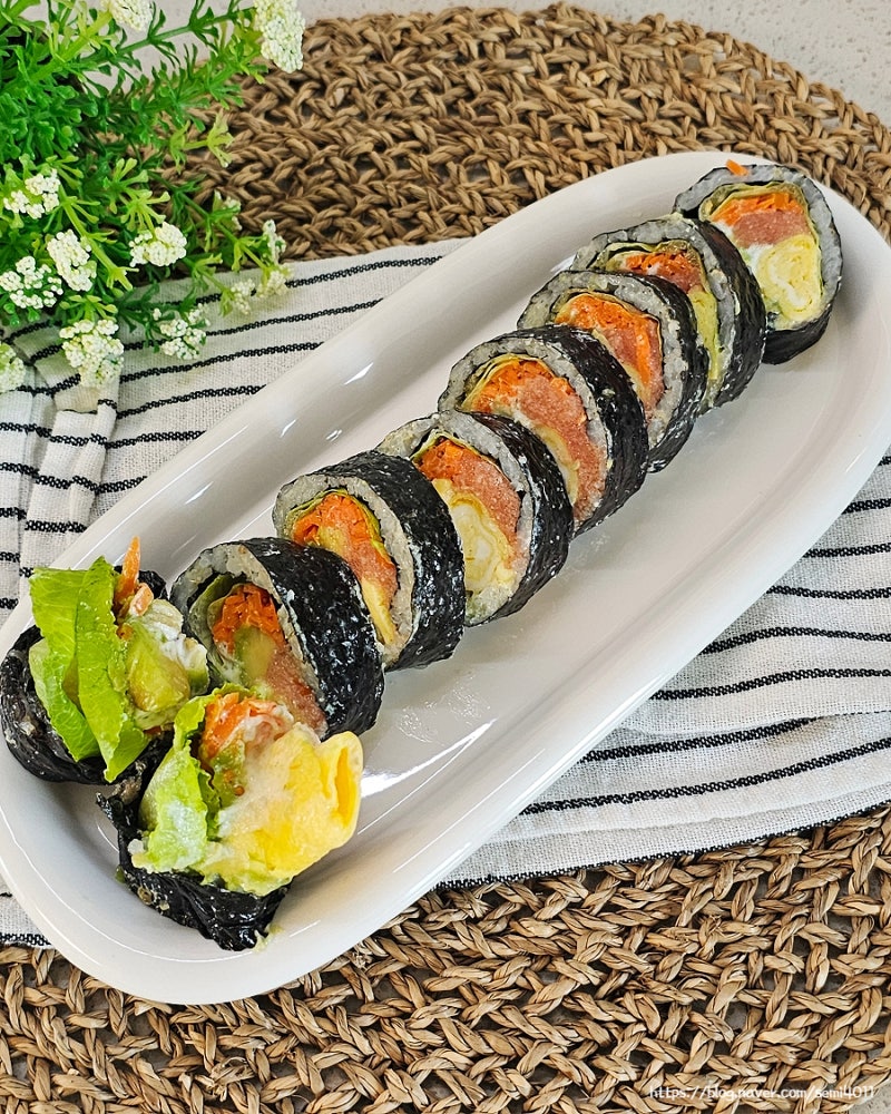 명란 아보카도 김밥 만들기 간단한 다이어트 김밥