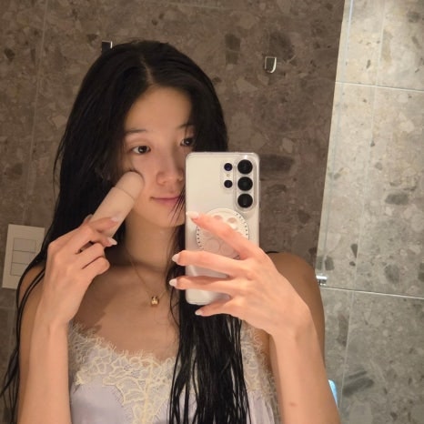 “수지 닮았다는 말, 솔직히 공감하세요?” 최근 비주얼 확 달라진 여자 아이돌