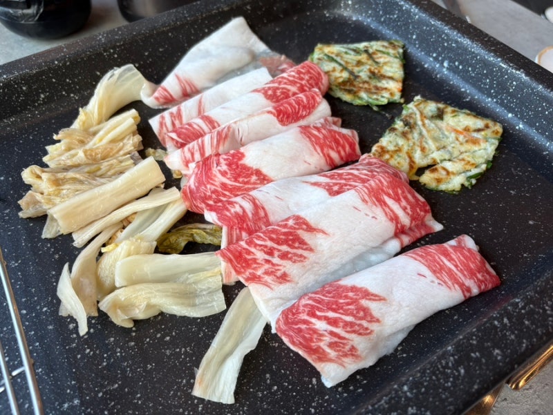 해운대 마린시티 맛집 윤식당 차돌박이 투뿔한우 런치 점심특선 가성비 맛집