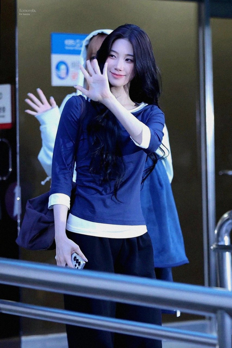 수지 닮은꼴? 카즈하 사복 패션에서 발견한 진짜 매력!