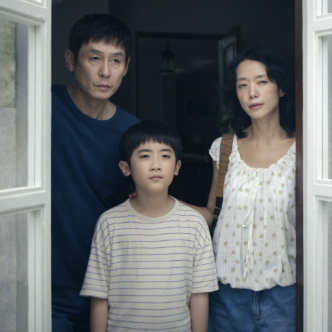 <버닝>의 이창동 신작 영화, 전도연·설경구 주연 <가능한 사랑> 호평 이유는?