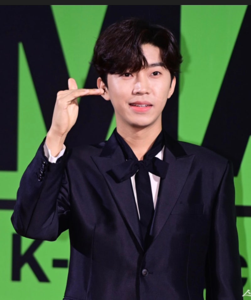 임영웅 또 해냈다! 데뷔 10주년에 전해진 특별한 소식